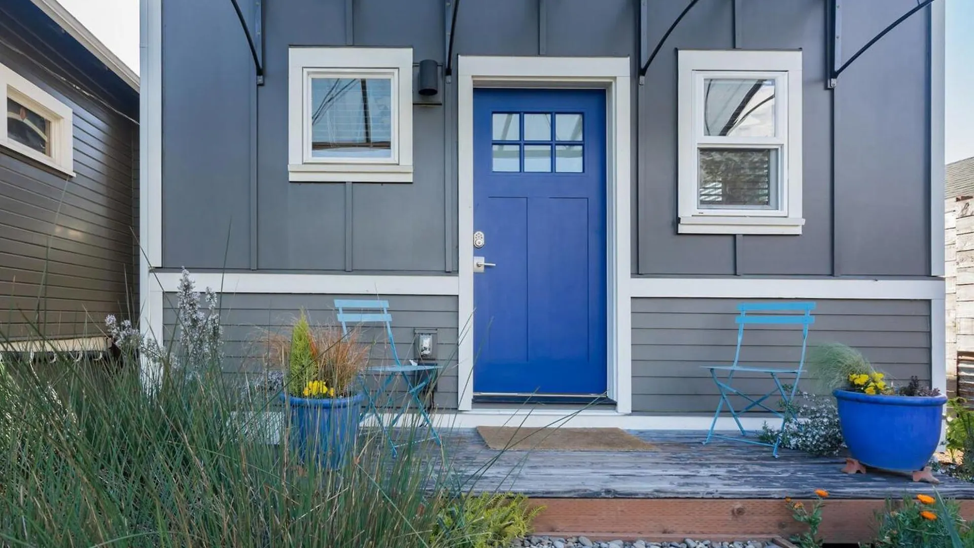Blue Door Micro-Loft Hotel Portland